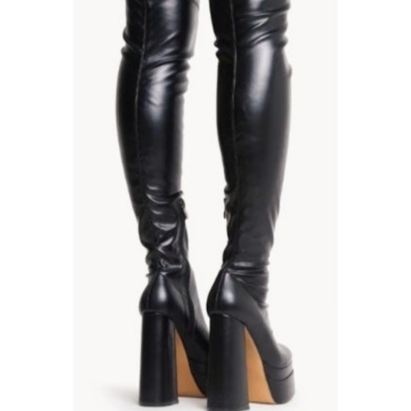 𝙇𝙖𝙨𝙩 8.5, 9 & 10🖤🎥HIGH STANDARDS OVER THE KNEE BOOT - BLACK - Picture 3 of 15